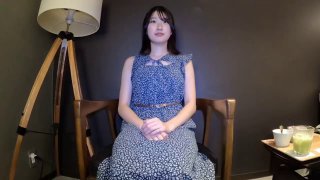 清纯纹身极品嫩妹返场，拔下内裤舔逼翘起屁股 ，转战床上后入抽插，扶着屁股大力猛顶