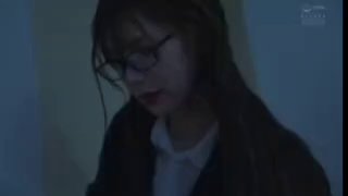 淫妻聚会妻子卖力伺候陌生男人